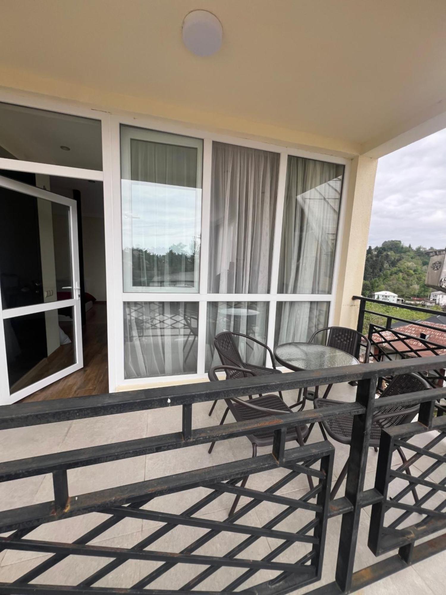 Green Cape Guest House Makhinjauri Exterior photo